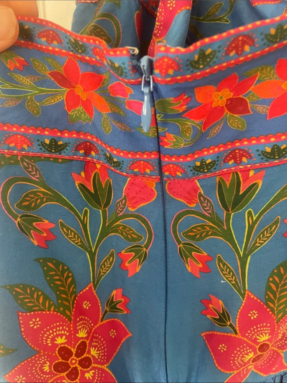 FARM Rio Blue Floral & Pineapple Ruffle Mini Skirt